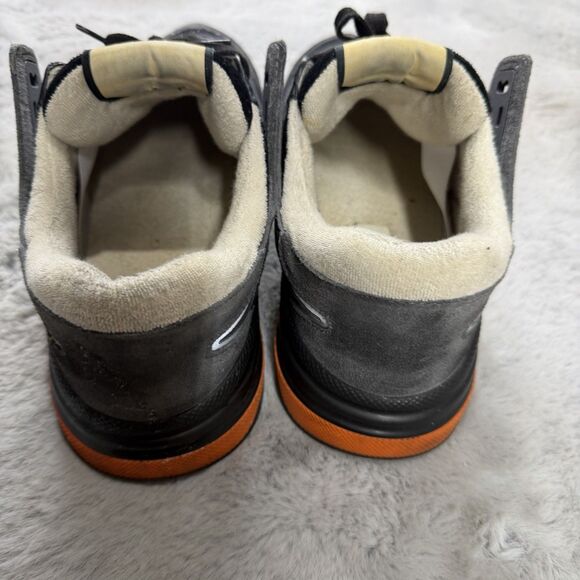 Gucci Ultrapace Suede Sneaker Men\'s Size 10G/10.5US Authentic W Box